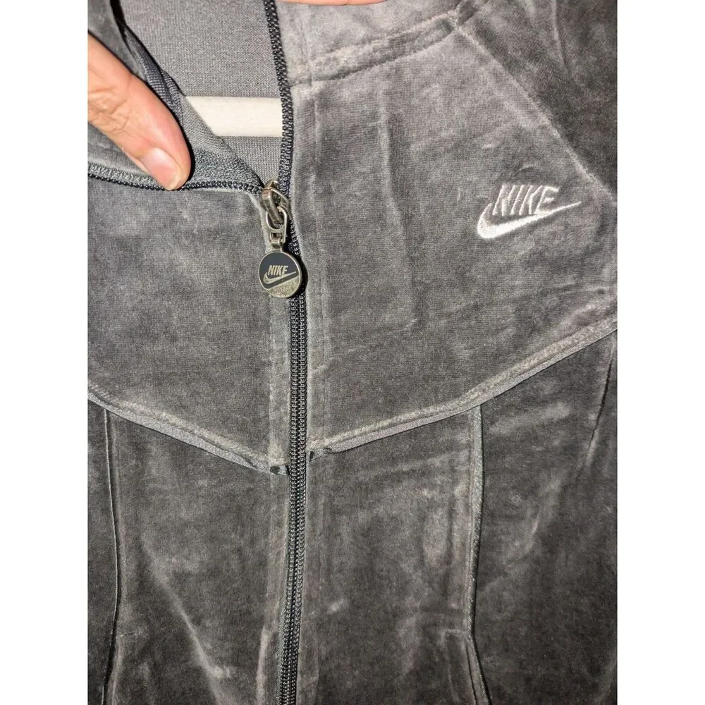 Nike 🖤 grey